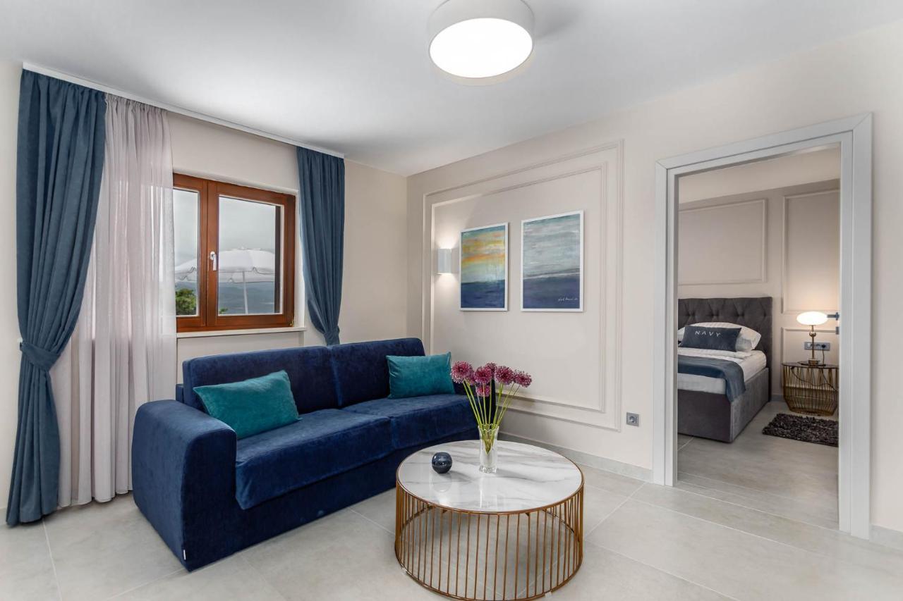 Apartments Olivia & Navy, Silo Luaran gambar