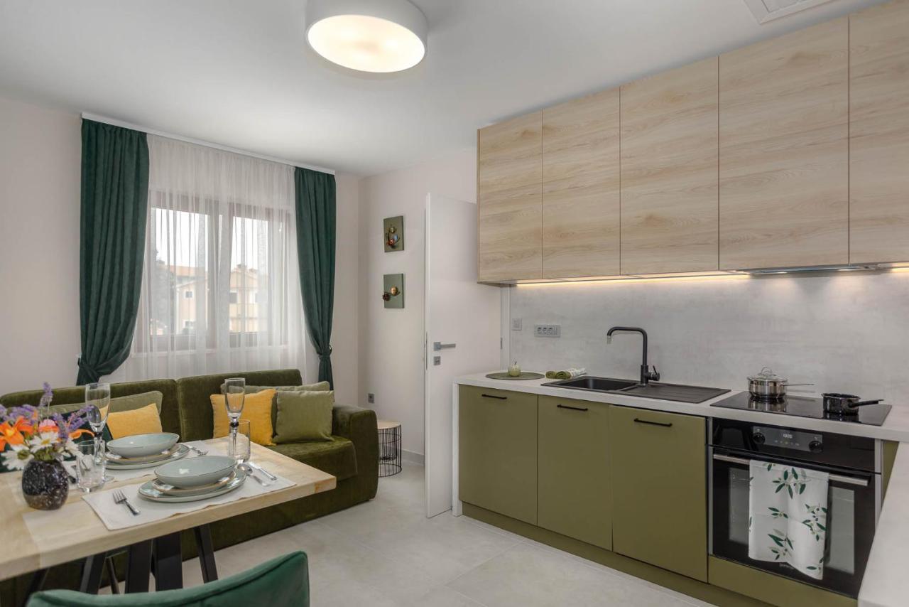 Apartments Olivia & Navy, Silo Luaran gambar